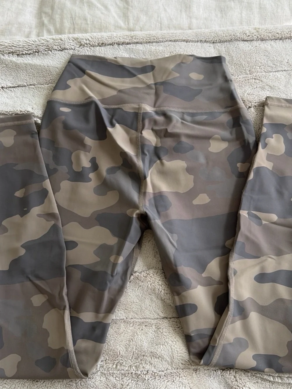 Alo Yoga Camo High-Waist Leggings
